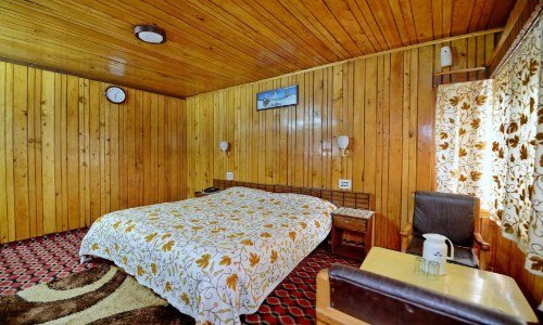 hotel-affarwat-gulmar2